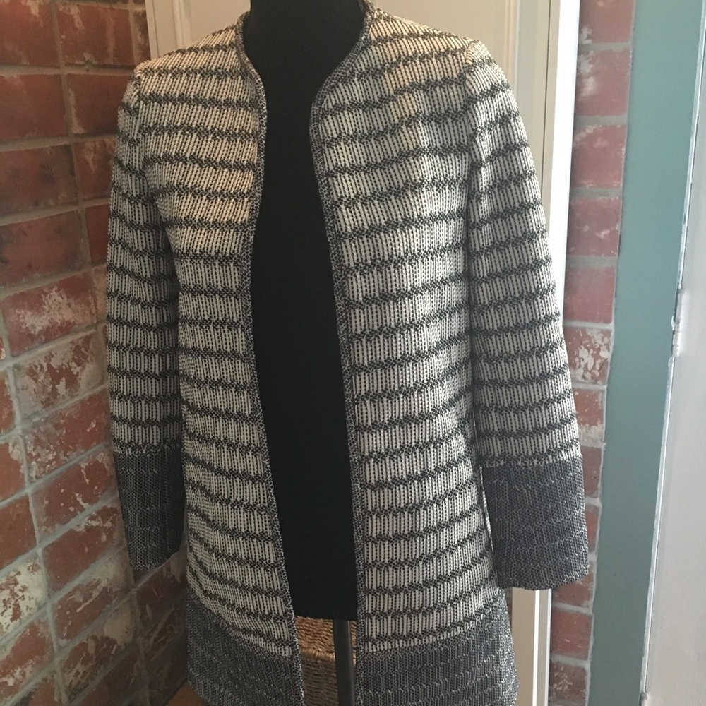Chic & Modern Lightweight Open-Front Coat